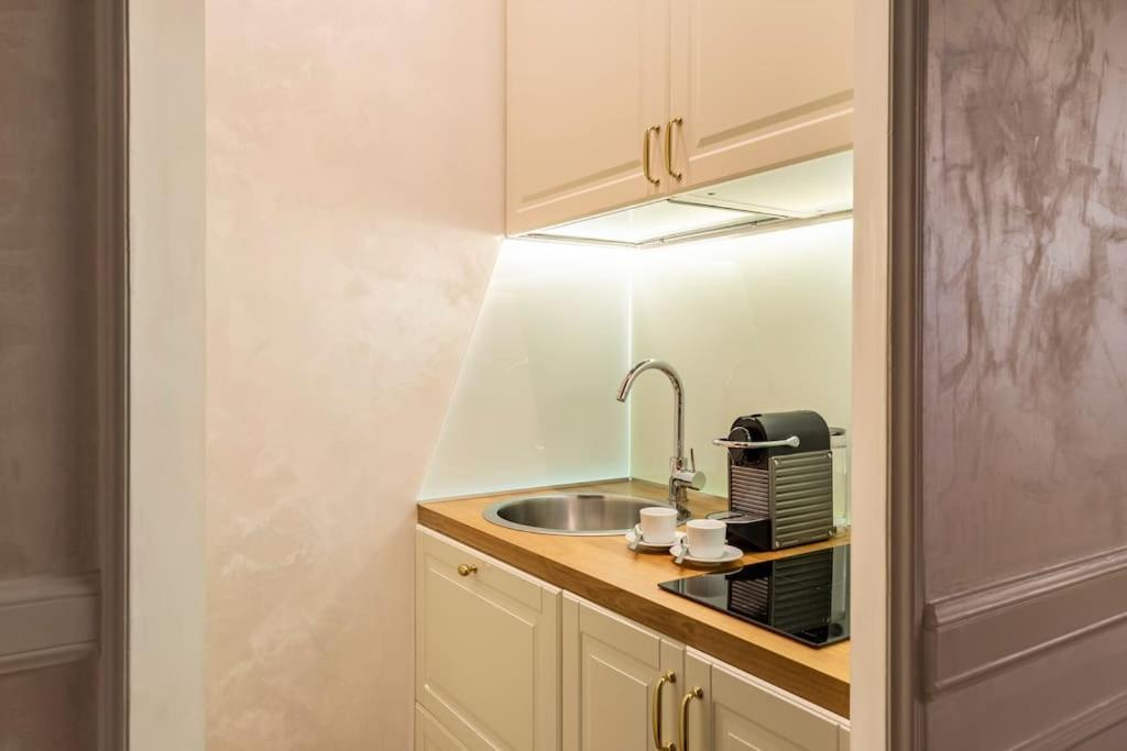 Frattina Elegance Suite โรม ภายนอก รูปภาพ